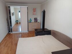 Продам 1 кім. квартиру біля Критого ринку фото 1 Продам 1 кім. квартиру біля Критого ринку фото 1