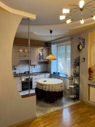 Продам 2-х кімнатну кваритру в центрі! фото 4 Продам 2-х кімнатну кваритру в центрі! фото 4