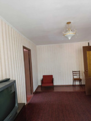 Продам двокімнатну квартиру в центрі міста на 3-му поверсі. фото 3 Продам двокімнатну квартиру в центрі міста на 3-му поверсі. фото 3