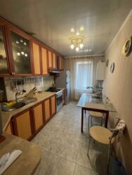 Продам 3 кім. квартиру, р-н Шкільний фото 1 Продам 3 кім. квартиру, р-н Шкільний фото 1