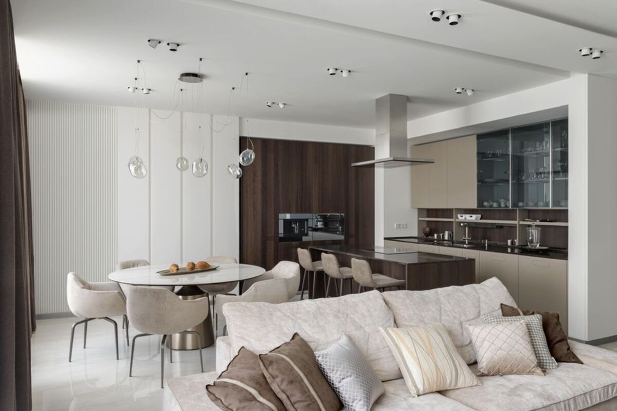 Park Avenue VIP ,  33! 180 2, 3 !  1