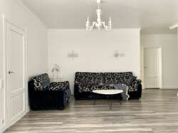  3-  (96 2)    Central Park |  , .  , 7 (.  )  7