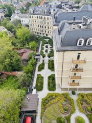    Renaissance Residence, , 10  28