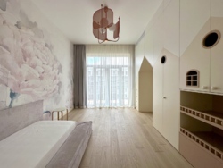  Renaissance Residence  16