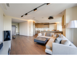  2-  (100 2)     Skyline,   26  11