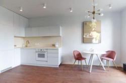  1-  45 2  NEW YORK, .  () 74  4