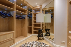 ,  11  Dimond Hill,    2020  5