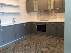  ,18  'Riviera Riverside'. . .  .  6