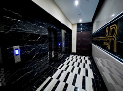  - Royal Tower,   37  2