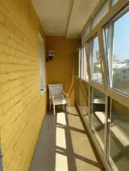  4    ,    19
