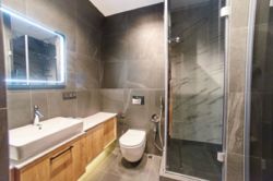  1 (472)      , Crystal Park  42  10