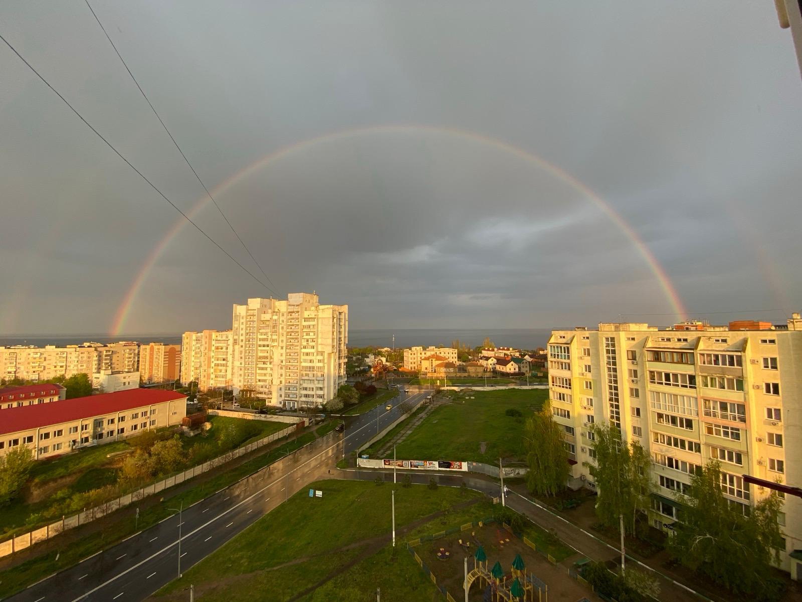 Продается просторная двухуровневая 4-комнатная квартира с видом на море, г. Черноморск фото 1 Продается просторная двухуровневая 4-комнатная квартира с видом на море, г. Черноморск фото 1