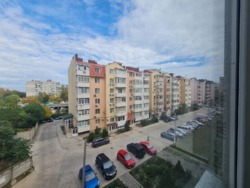 Двухкомнатная квартира в тихом районе на среднем этаже фото 8 Двухкомнатная квартира в тихом районе на среднем этаже фото 8