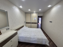 Трёхкомнатная квартира в Черноморске - центр города фото 2 Трёхкомнатная квартира в Черноморске - центр города фото 2