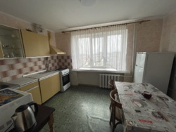 В продаже! 4-комнатная, двухуровневая квартира фото 3 В продаже! 4-комнатная, двухуровневая квартира фото 3