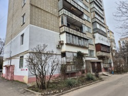 Чотирьохкімнатна квартира за привабливою ціною фото 15 Чотирьохкімнатна квартира за привабливою ціною фото 15