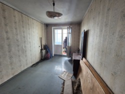 Чотирьохкімнатна квартира за привабливою ціною фото 3 Чотирьохкімнатна квартира за привабливою ціною фото 3