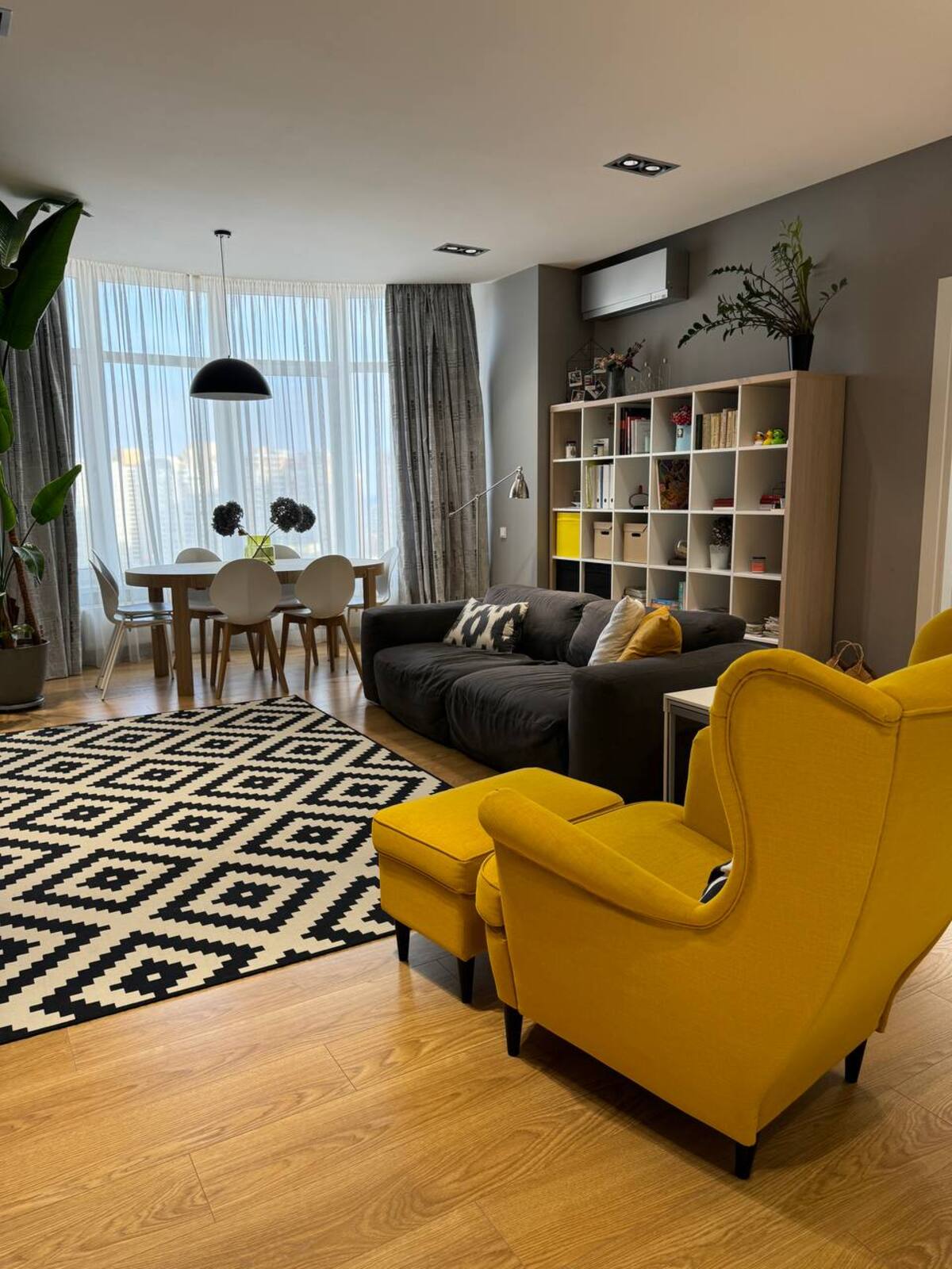 3-кімнатна квартира з видом моря, біля парку Перемоги фото 1 3-кімнатна квартира з видом моря, біля парку Перемоги фото 1