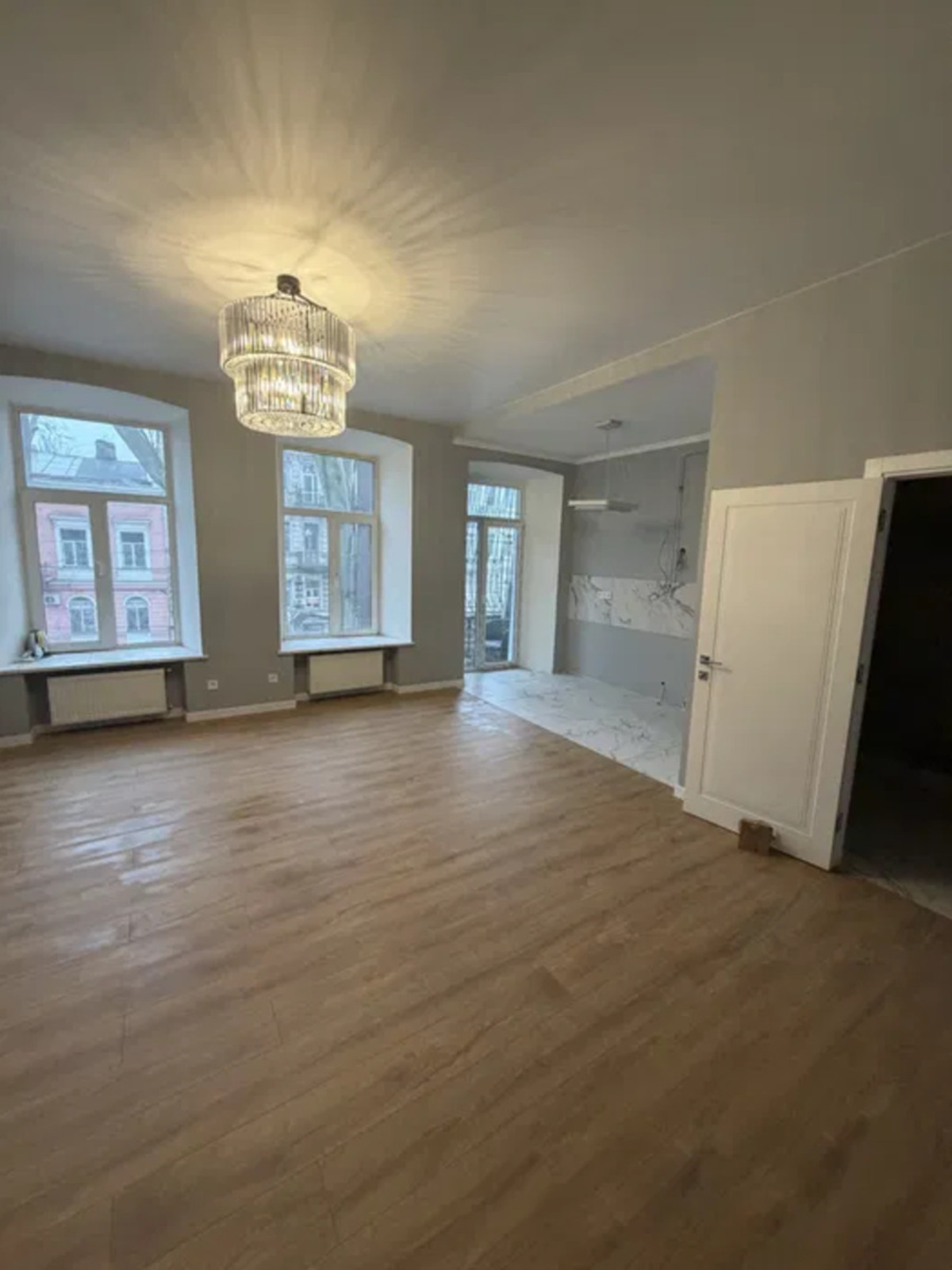 2-кімнатна квартира в центрі фото 1 2-кімнатна квартира в центрі фото 1