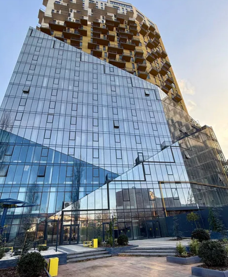 ����� � ����� �� ���� �� ���� � �� ITown ���� 1