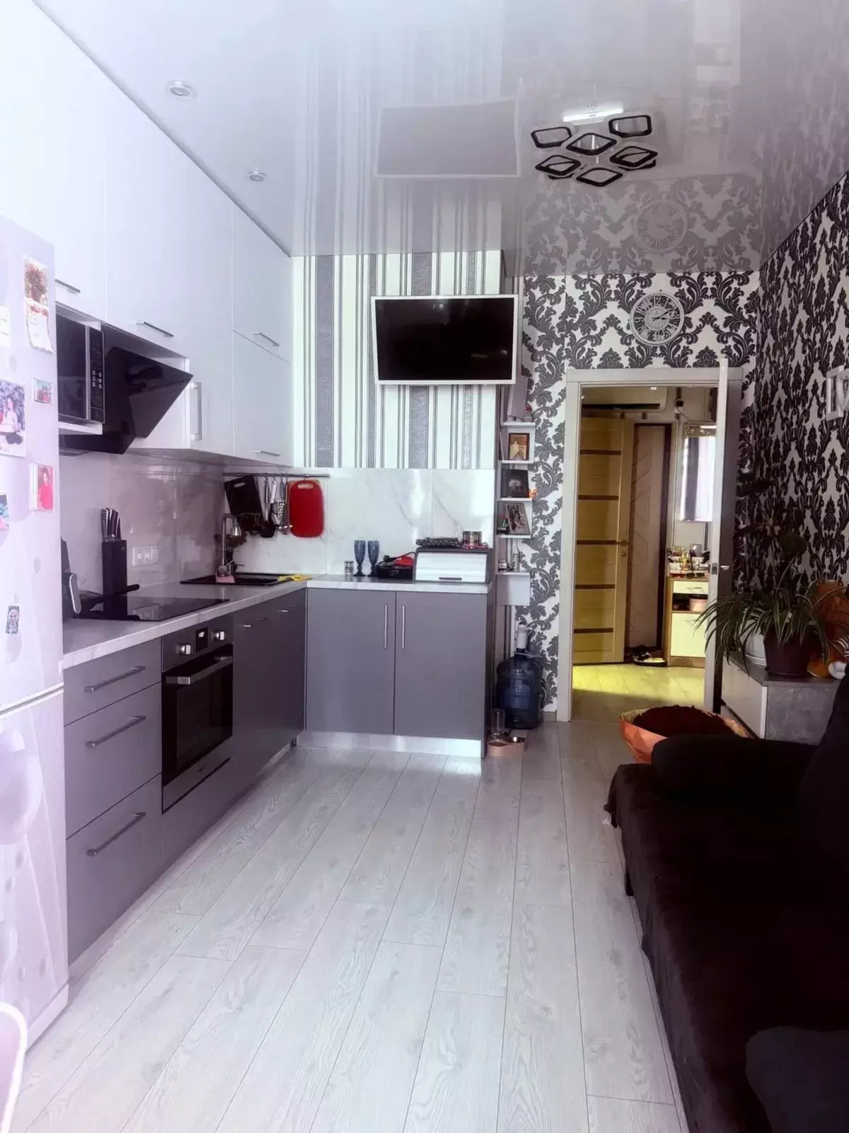 Однокімнатна квартира з ремонтом в ЖК Акварель 2 фото 1 Однокімнатна квартира з ремонтом в ЖК Акварель 2 фото 1