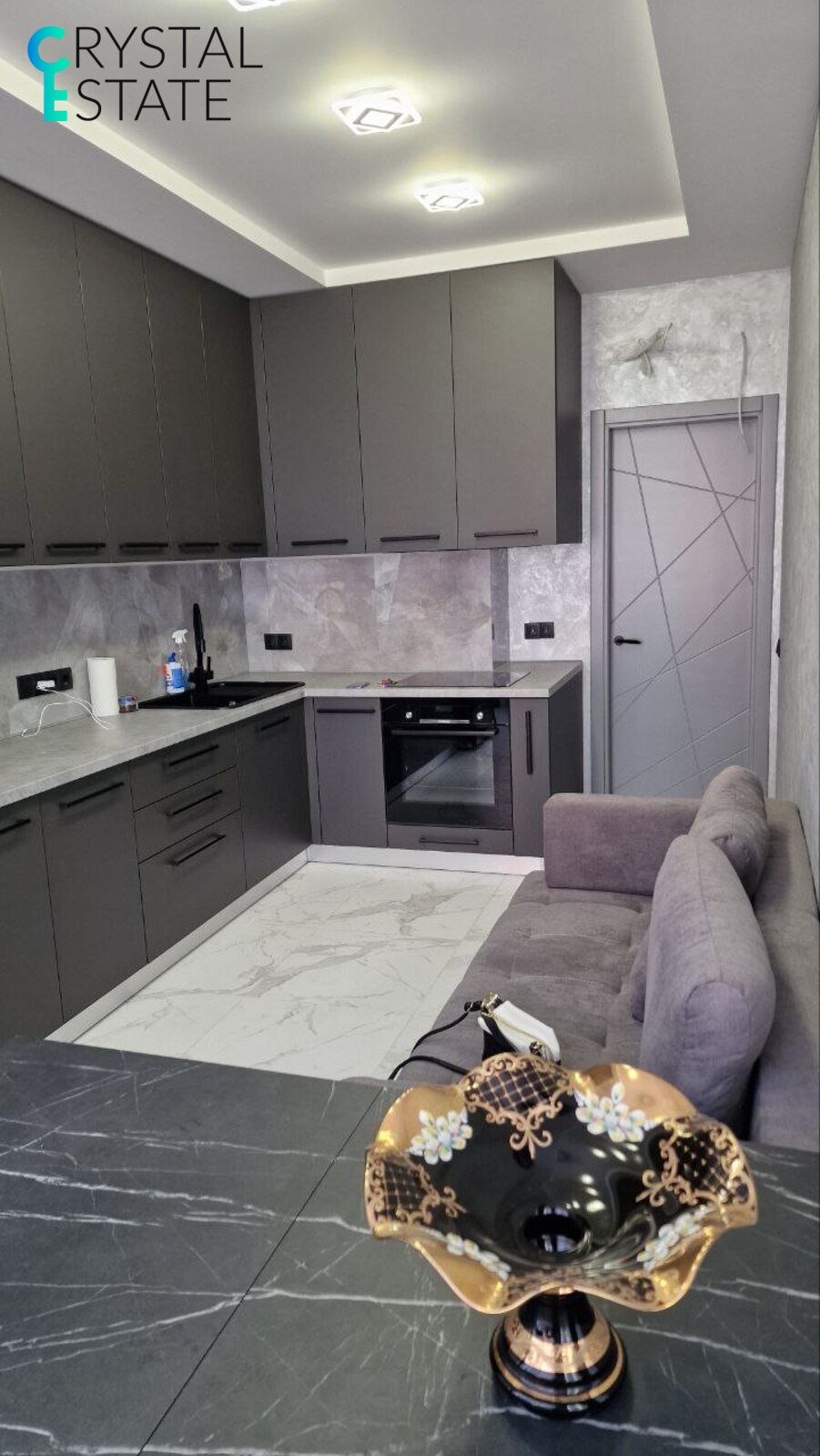 Однокімнатна квартира в ЖК Акварель-2 з ремонтом. фото 1 Однокімнатна квартира в ЖК Акварель-2 з ремонтом. фото 1