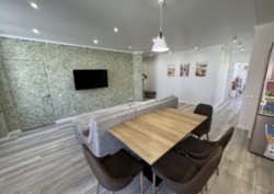 Трикімнатна квартира з ремонтом в ЖК Дмитрієвський 3 фото 10 Трикімнатна квартира з ремонтом в ЖК Дмитрієвський 3 фото 10