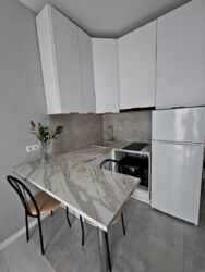 Студія в новому будинку з ремонтом. фото 1 Студія в новому будинку з ремонтом. фото 1