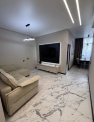 Двокімнатна квартира з ремонтом та видом на іподром фото 11 Двокімнатна квартира з ремонтом та видом на іподром фото 11