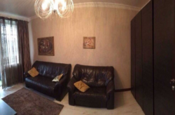 2-кімнатна квартира на вул Ніни Пестрой (вул.Буніна)
