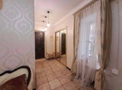 Трикімнатна квартира в центрі ,поруч парк Шевченко, пляж Ланжерон. фото 2 Трикімнатна квартира в центрі ,поруч парк Шевченко, пляж Ланжерон. фото 2