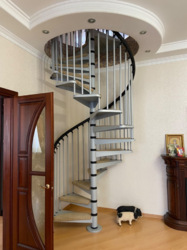 Унікальна трехповерхова квартира біля Музичної комедії. фото 10 Унікальна трехповерхова квартира біля Музичної комедії. фото 10