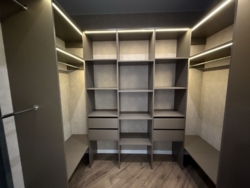    ,    䳿, 51   .   , , ³  7