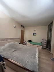 Двокімнатна квартира зі своїм закритим двором