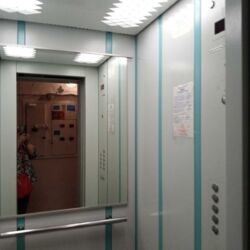 У продажу 4-кімнатна квартира з видом на море, вул. Люстдорфська дорога