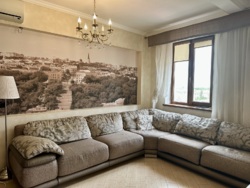 Дворівнева квартира на вул.Жуковського з видом на море фото 1 Дворівнева квартира на вул.Жуковського з видом на море фото 1