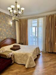 Простора та затишна квартира в центрі міста, Жуковського фото 1 Простора та затишна квартира в центрі міста, Жуковського фото 1