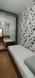 3-кімнатна квартира в центрі на вул. Гімназичній, окремий вхід, власний палісадник та підвал