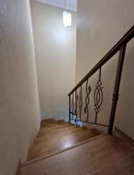 Дворівнева трикімнатна квартира на землі в Хаджибейському районі біля завода Шустов фото 7 Дворівнева трикімнатна квартира на землі в Хаджибейському районі біля завода Шустов фото 7