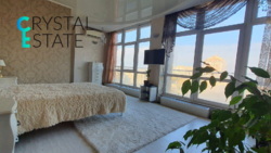 Пентхаус з видом на парк Перемоги та море фото 1 Пентхаус з видом на парк Перемоги та море фото 1