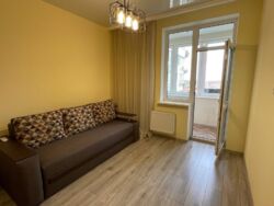 Однокімнатна квартира з ремонтом на Таїрова фото 1 Однокімнатна квартира з ремонтом на Таїрова фото 1