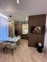 Продам 2-кімнатну квартиру з дизайнерським ремонтом, ЖК «63 Перлина», Kadorr City на вул. Краснова