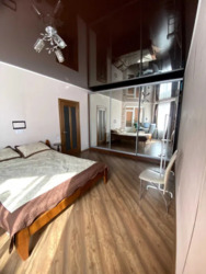 Однокімнатна квартира з ремонтом, ЖК Радужний фото 1 Однокімнатна квартира з ремонтом, ЖК Радужний фото 1