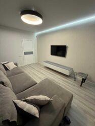 Двокімнатна квартира з ремонтом в ЖК Горизонт фото 1 Двокімнатна квартира з ремонтом в ЖК Горизонт фото 1