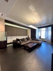 3-кімнатна квартира в ЖК Кукурудза, парк Перемоги фото 1 3-кімнатна квартира в ЖК Кукурудза, парк Перемоги фото 1