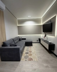 Однокімнатна квартира з сучасним ремонтом та видом на іподром фото 2 Однокімнатна квартира з сучасним ремонтом та видом на іподром фото 2