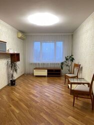 3-кімнатна квартира, ву. Глушка, район Панорами, Київський район, держ. програми