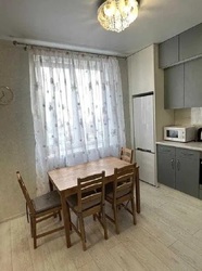 1 кімнатна квартира з ремонтом в ЖК Скай Сіті вул Варненська Київьский район