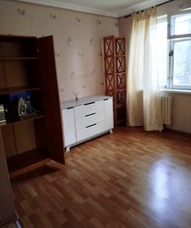 Однокімнатна квартира в районі площі Толбухіна