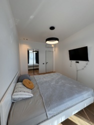    䳿, ,   , -,       13